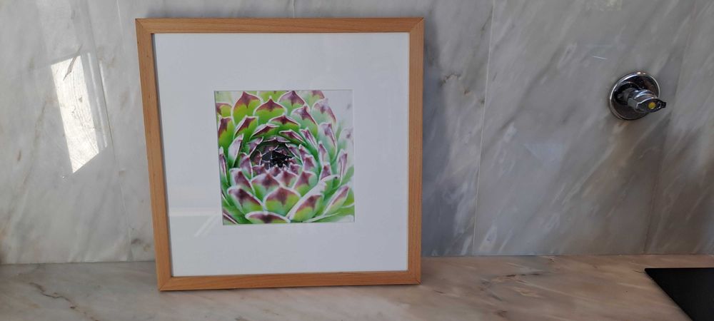 Quadro com foto e moldura madeira