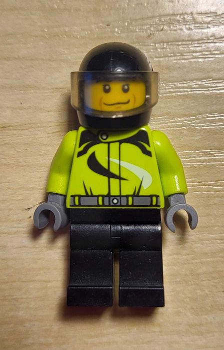 LEGO Figurka Kaskadera