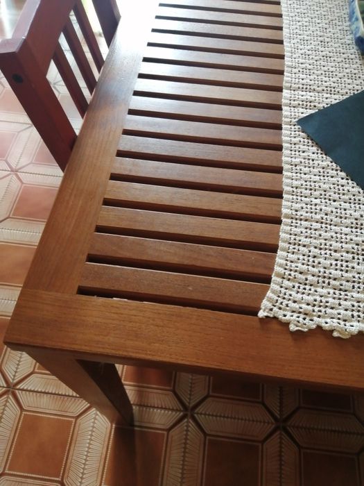 Mesa de exterior em teca