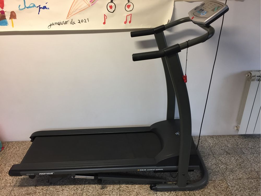 Tapete de Corrida Proteus MTM-5600