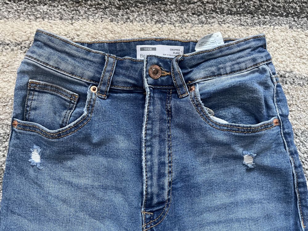 Spodnie jeansowe bershka 34