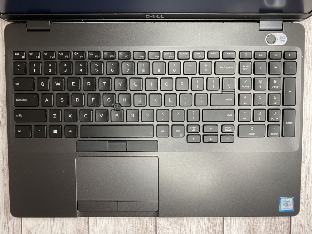 Dell Latitude 5500 15.6’ i5-8365u 8/128