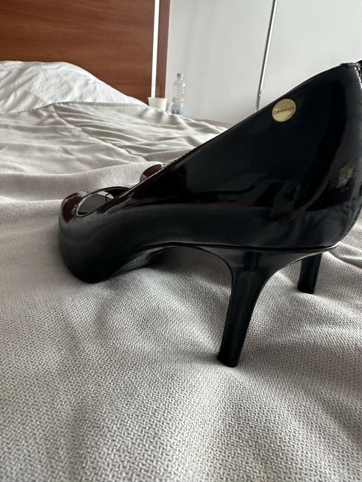 Buty szpilki calvin klein 39