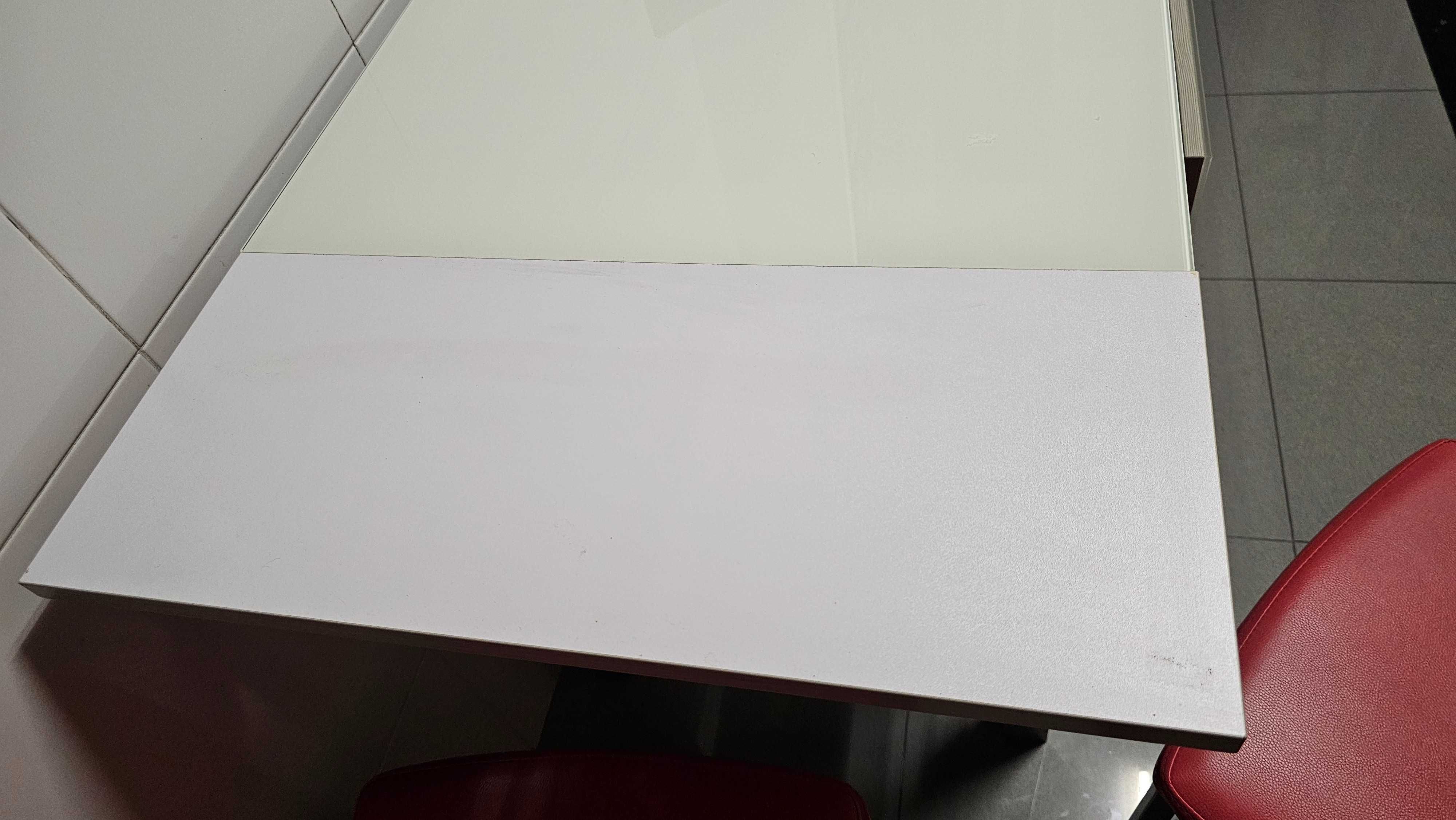 Mesa Extensivel Vidro&MDF