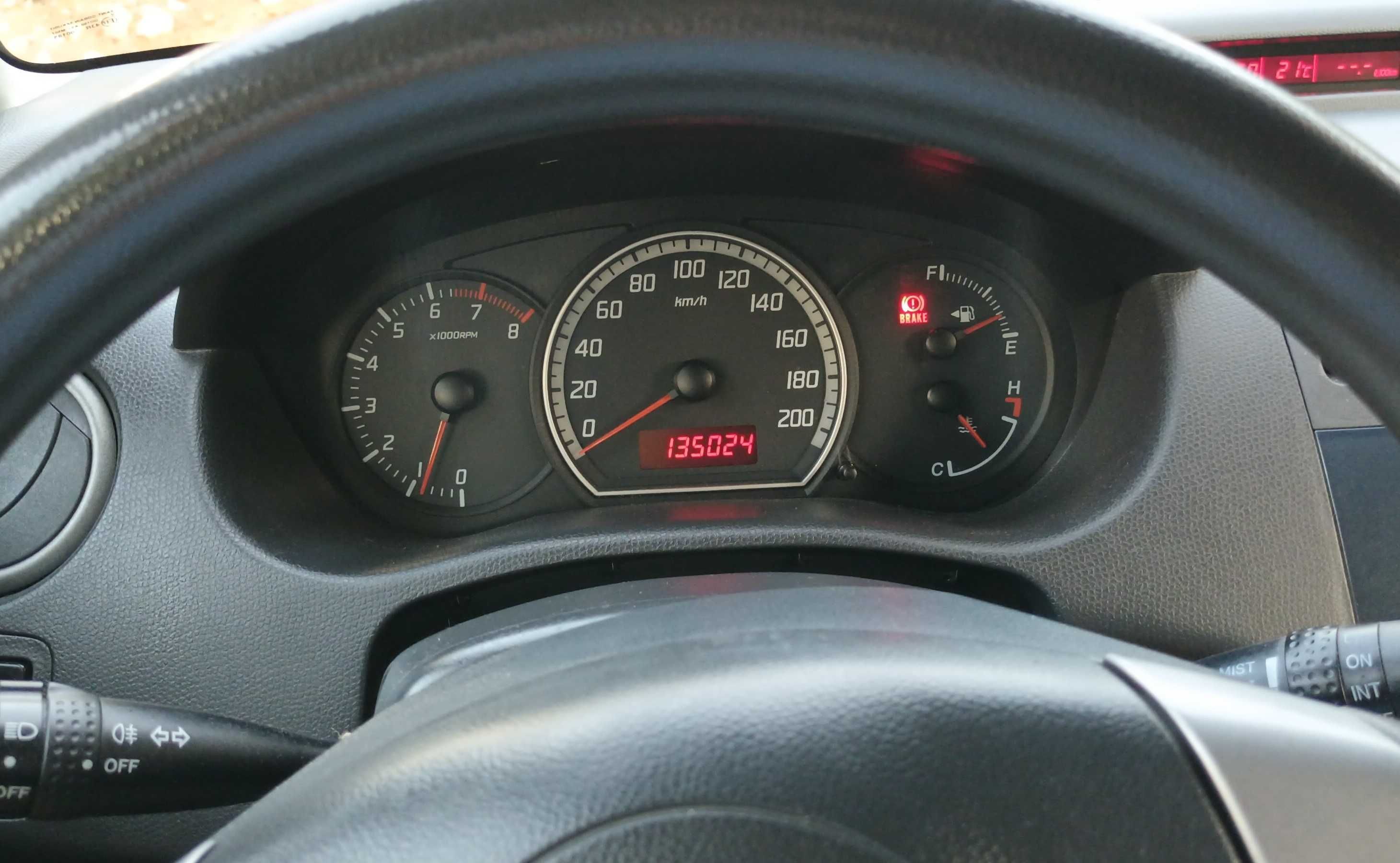Suzuki Swift 1.33, gasolina, 2007, só 135 000 Km, bem cuidado