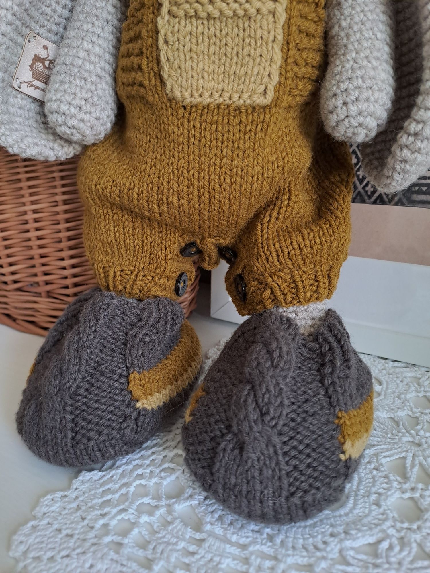 Królik zajączek pluszak amigurumi na szydełku - na chrzest, Walentynki