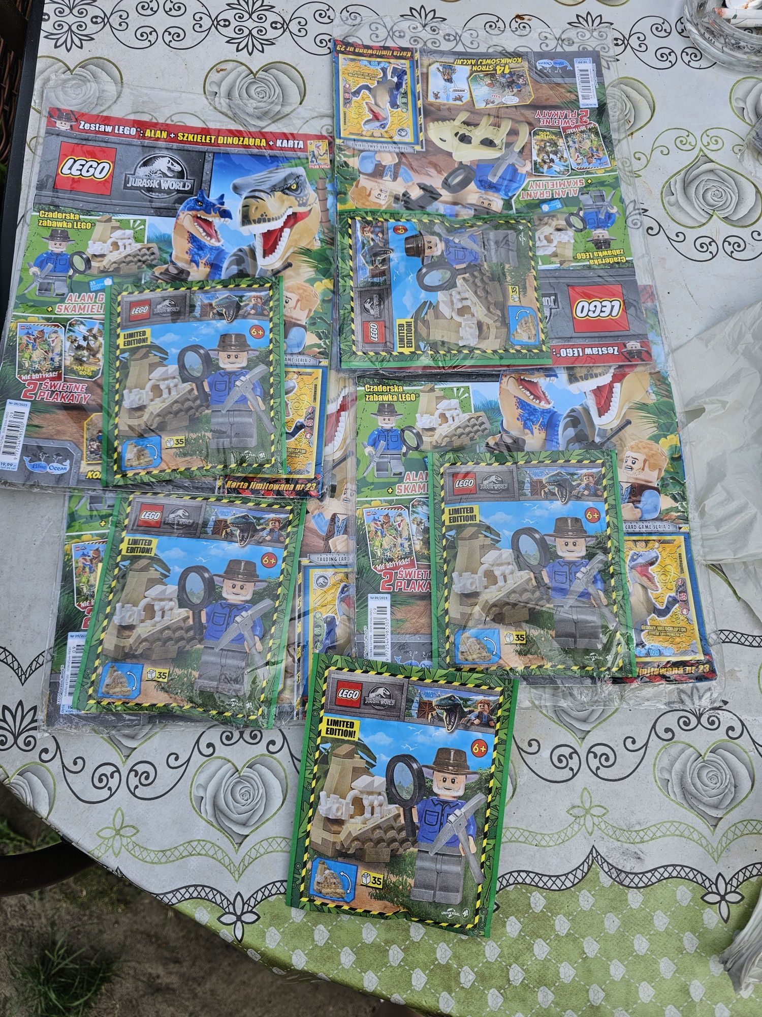 Sprzedam gazetki LEGO z zestawem klocków