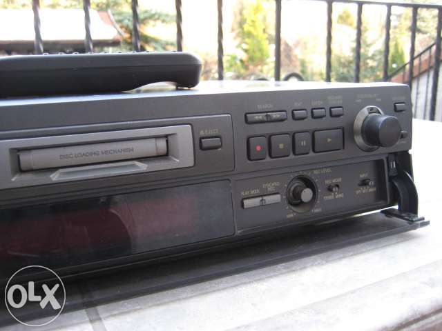 Technics Mini Disc Model SJ-MD100