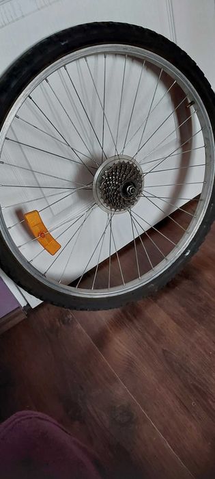Kompletne tylne koło do roweru 26". Kaseta 7-rzędowa.