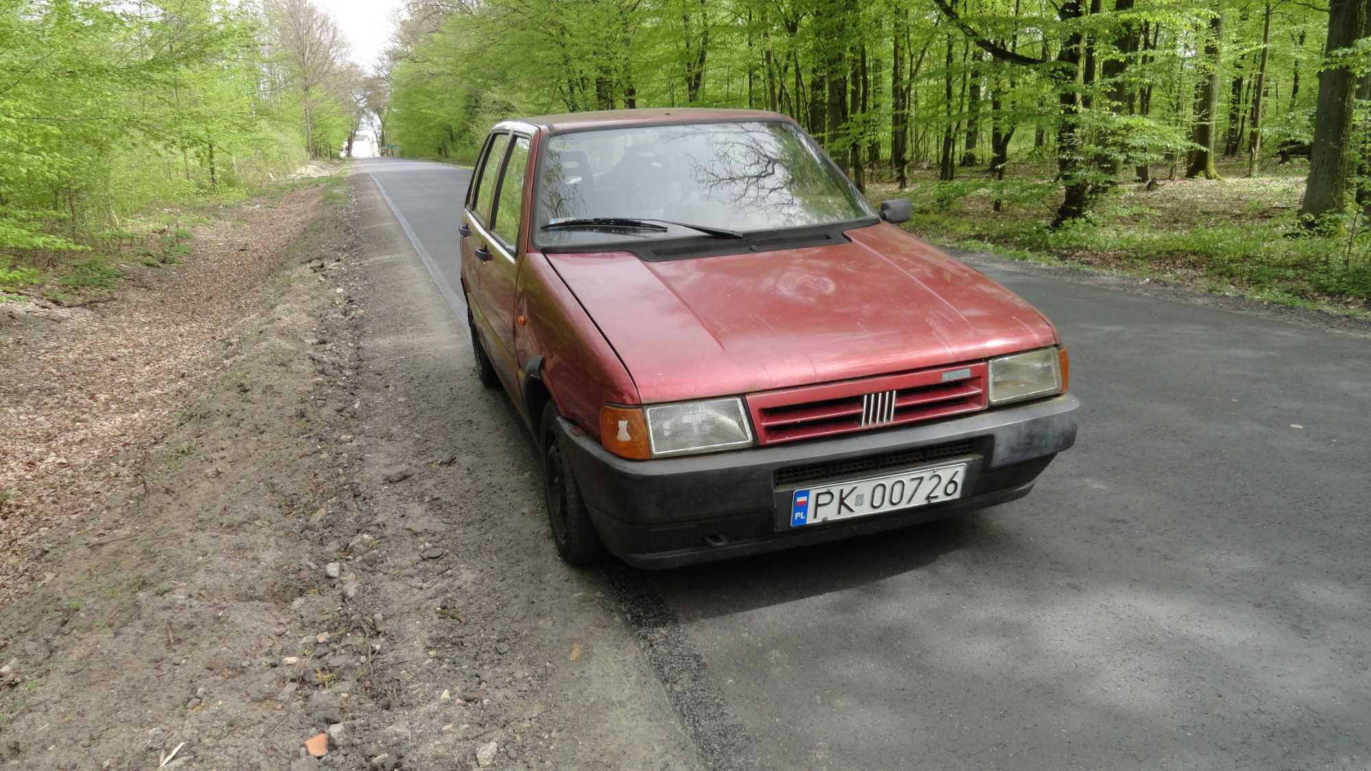 Drzwi prawe tył tylne Fiat Uno kolor 124/B Rosso Barocco