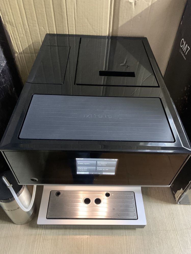 Кофемашина Miele CM 7500