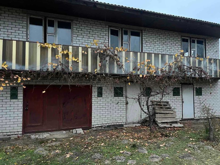 Пропоную до продажу будинок в с. Мошни