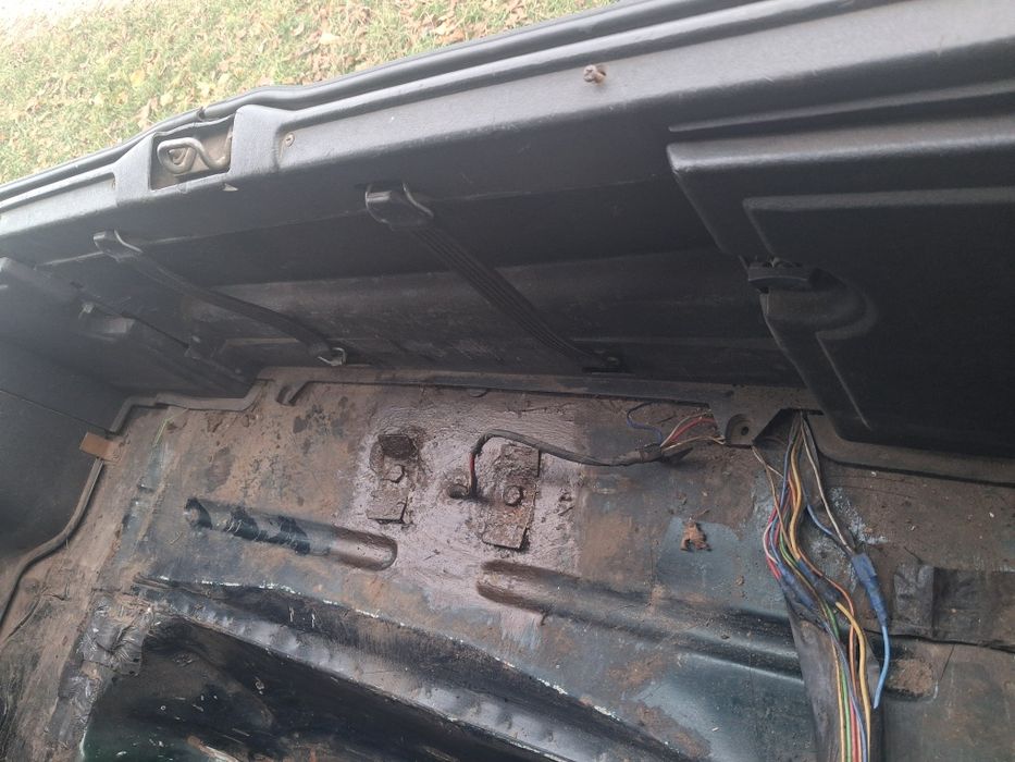 ВАЗ 2199 в відмінному стані