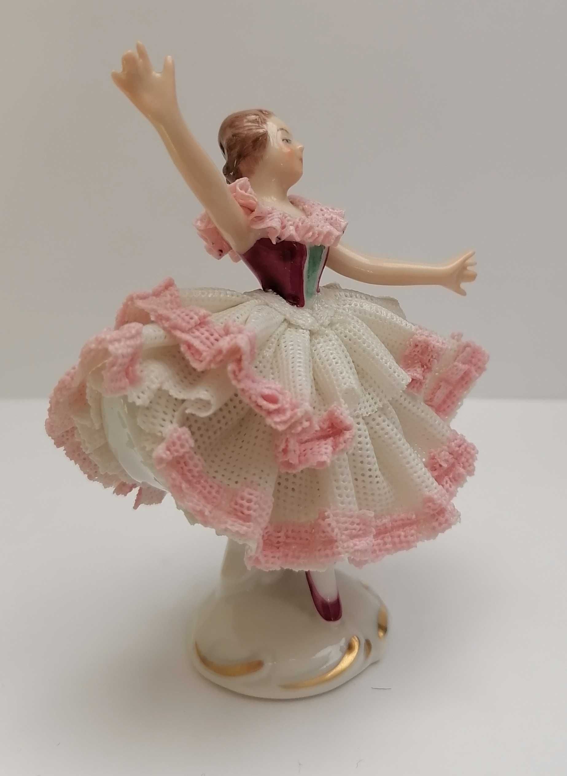 Figurka baletnicy