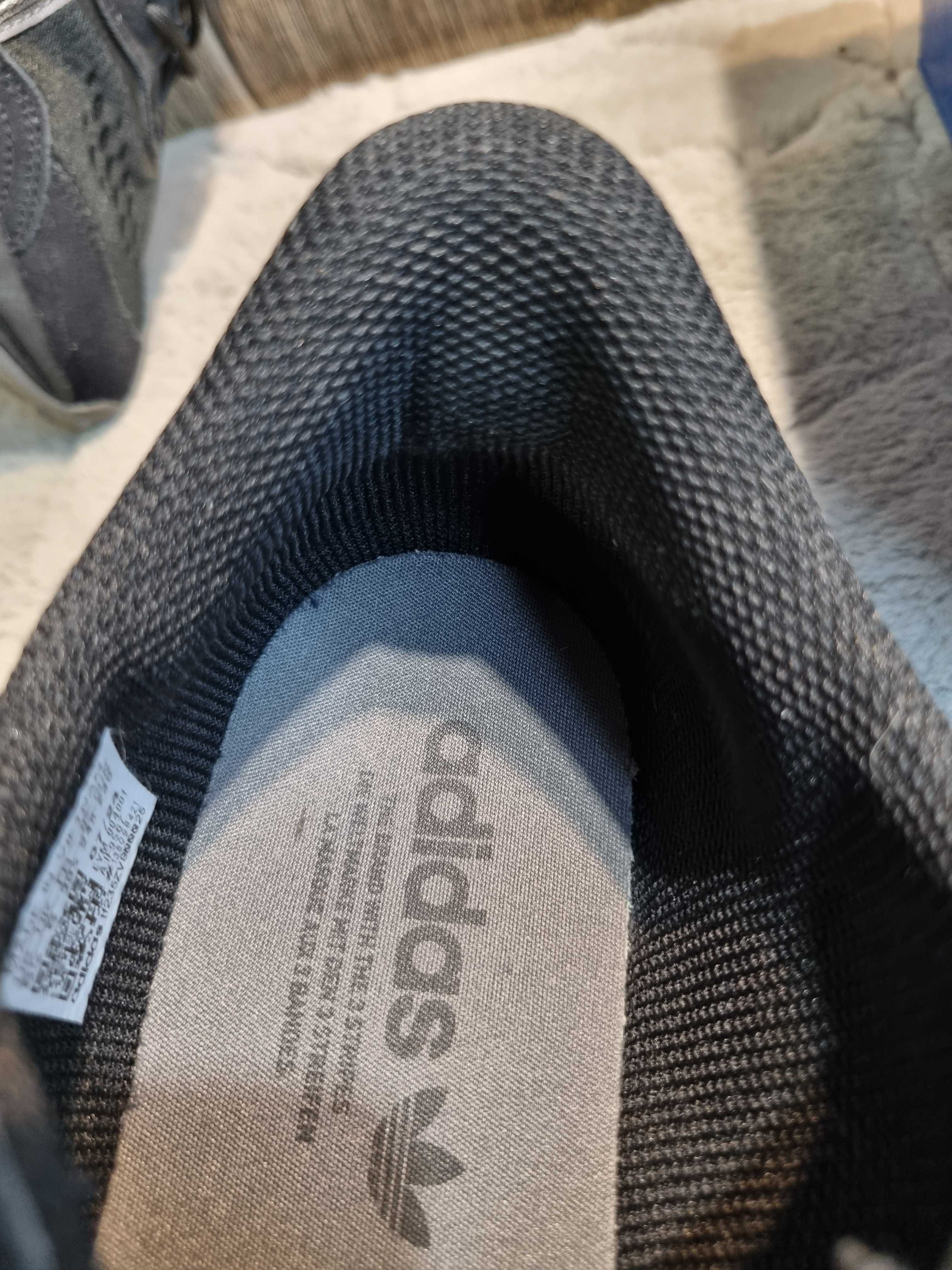 Czarne sneakersy Adidas Ozweego 39,5