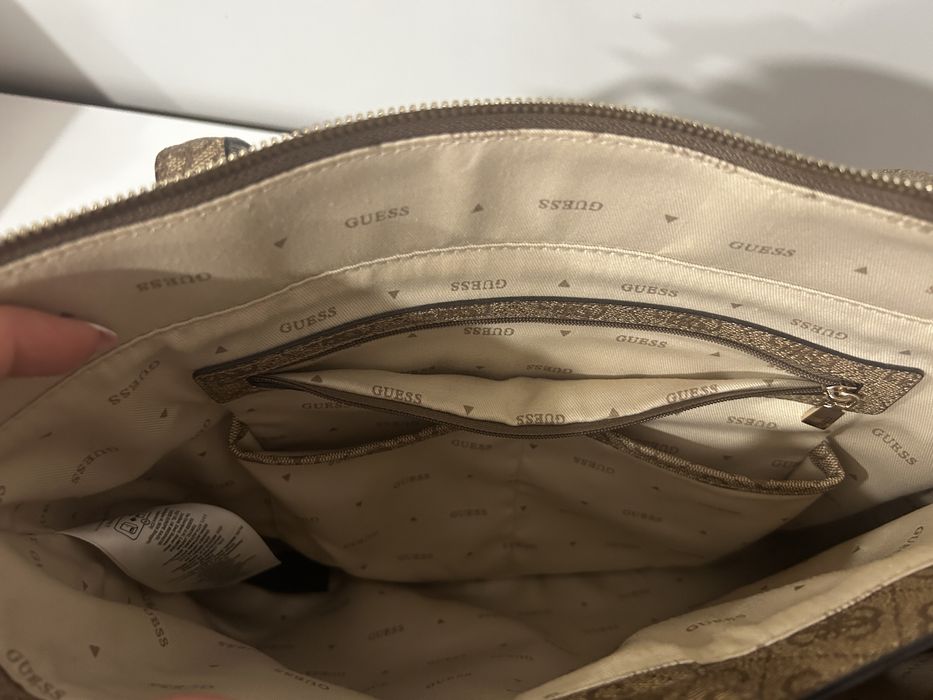 Torebka damska beżowa GUESS
