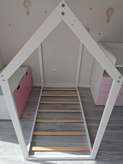 Cama Tipi House Zippy branca + colchão