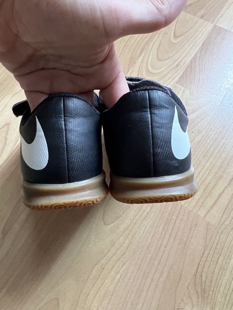 Копочки,бутсы,кроссовки Nike оригинал