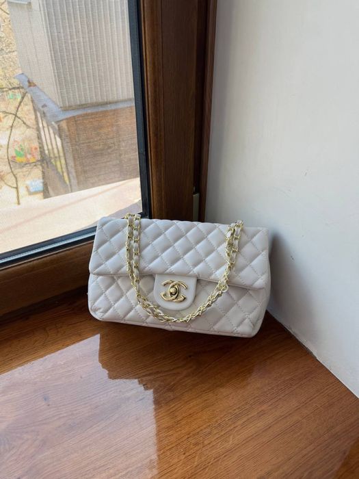 Сумка Шанель на цепочке