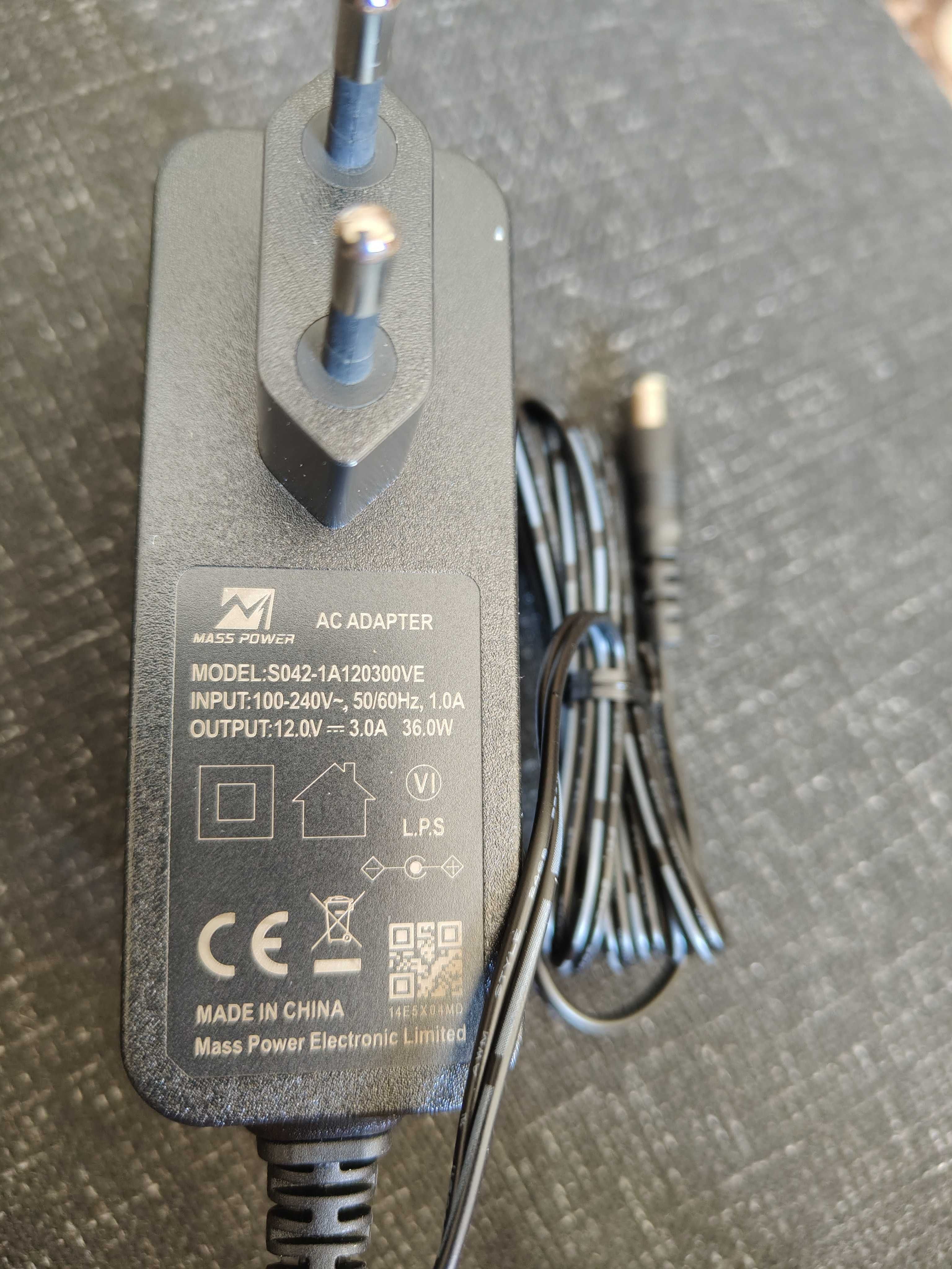 Zasilacz przeznaczony do modeli 4K DUALBOX+