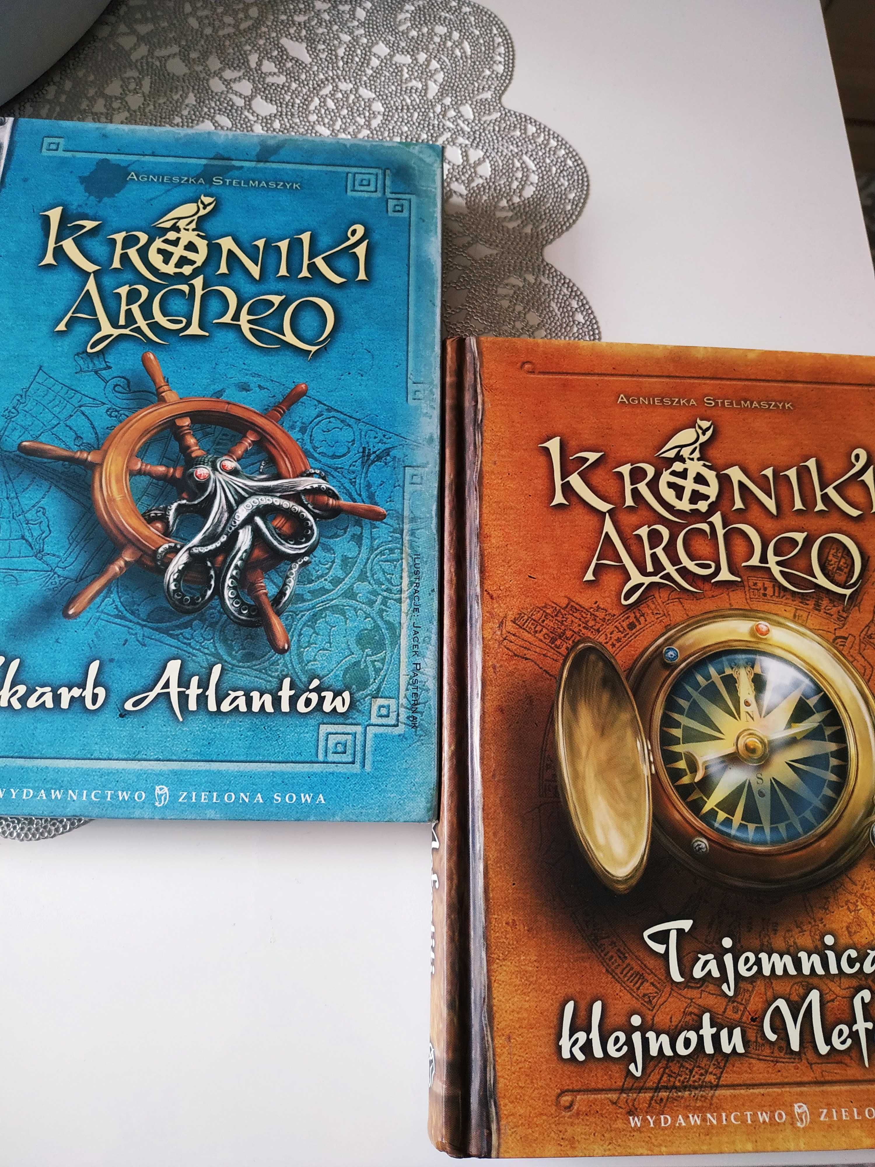 Dwie książki Kroniki Archeo ,twarda oprawa, nowe
