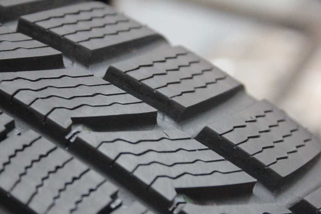 205/60/16 Continental WinterContact TS 870 P 205/60 R16 92H 2023