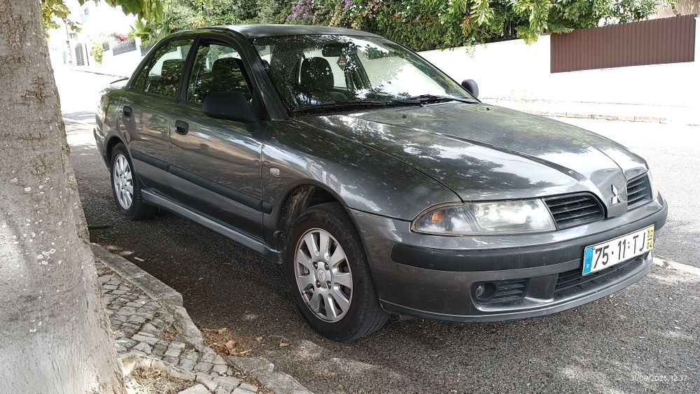 Mitsubishi carisma 1.3 16v 2002