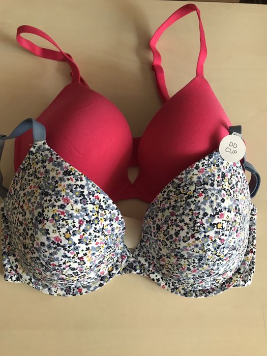 Бюстгальтер Marks&Spencer 32dd 70E