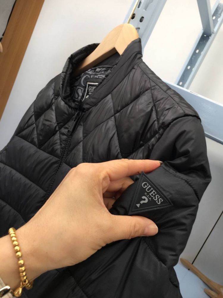 Куртка чоловіча Guess S