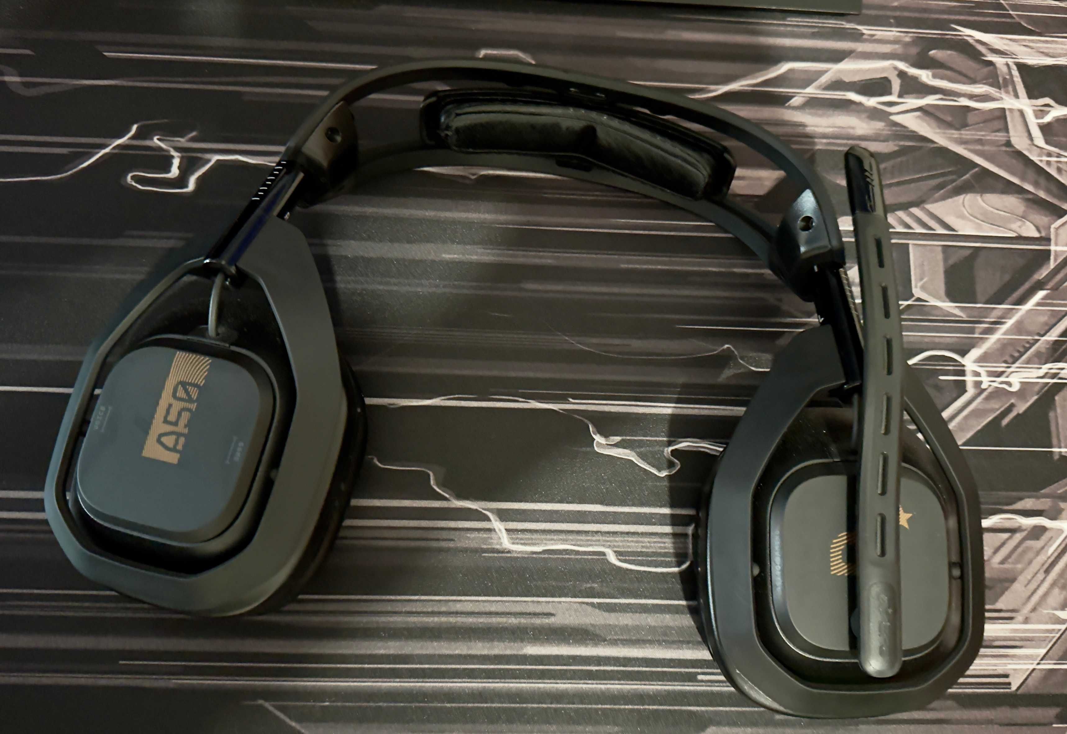 Headset Astro A50 Gen 4 | PC & Xbox | Base Station | Mod Kit