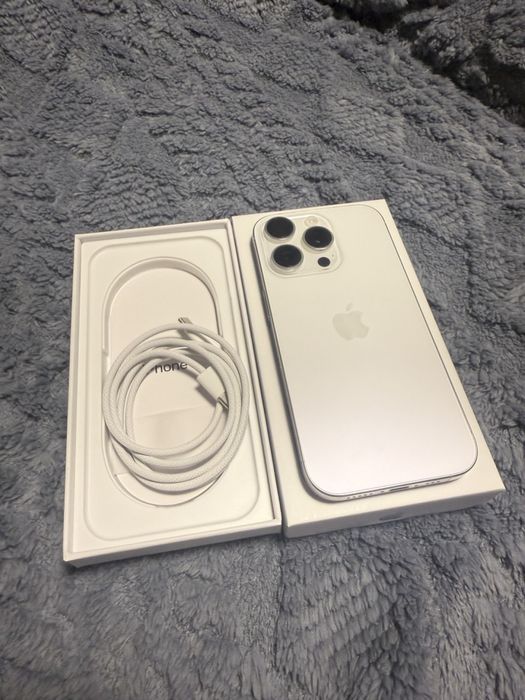 IPHONE 16 Pro White titanium 256 gb