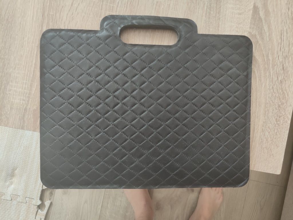 Damska aktówka na laptopa/dokumenty
