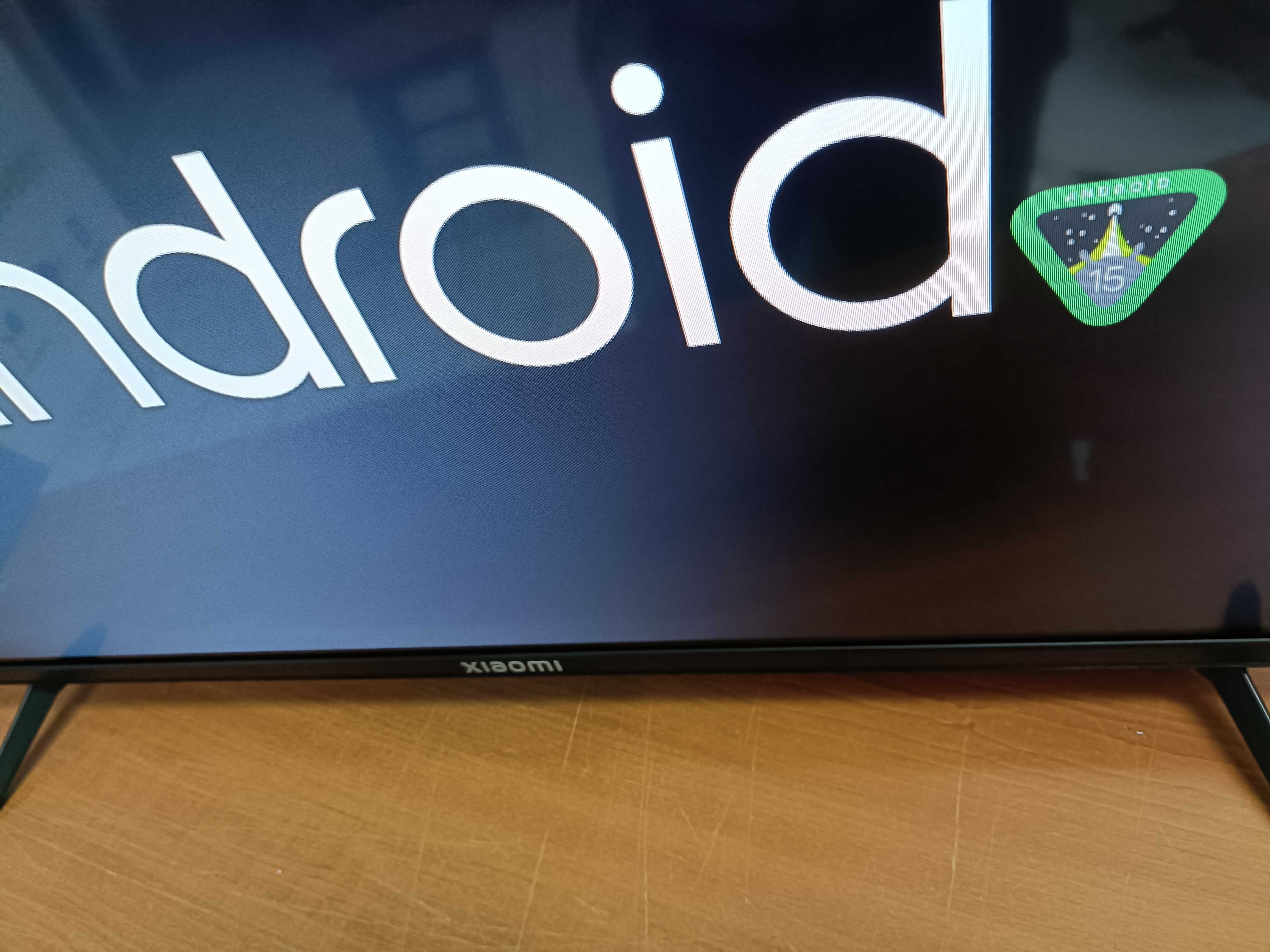 Телевізор 34" XIAOMI з Android 15 та памʼяттю 2/16 ГБ