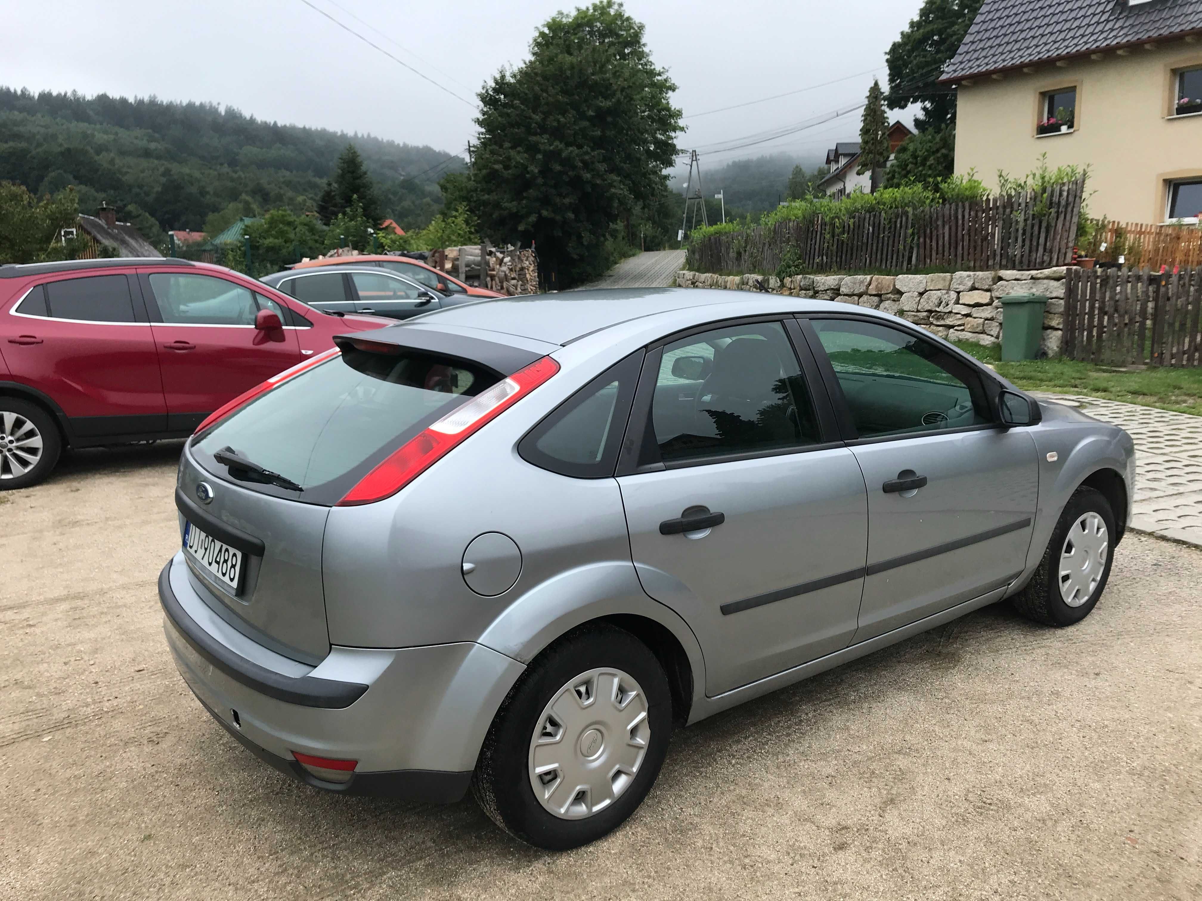 Ford Focus MK2 1.6 benzyna 101KM