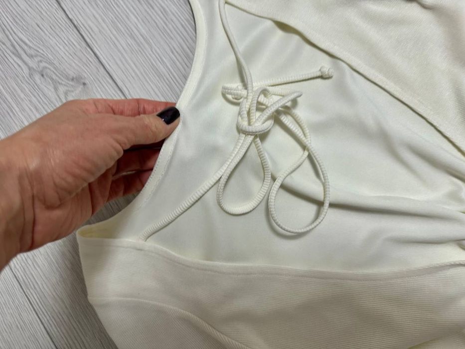 Zara Сукня вечірня молочний колір s-m в ідеальному стані