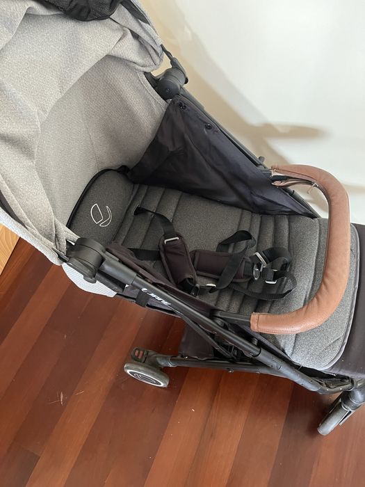 Carrinho de passeio jané rocket