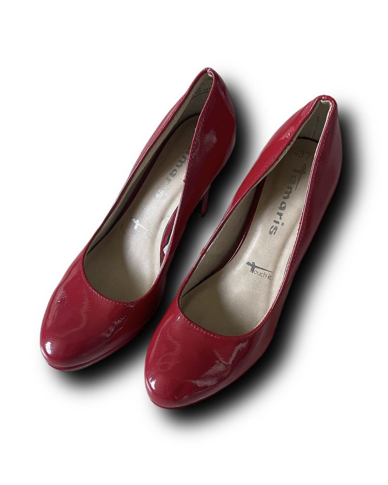 Buty damskie  czółenka Tamaris Touch It czerwone rozmiar 37