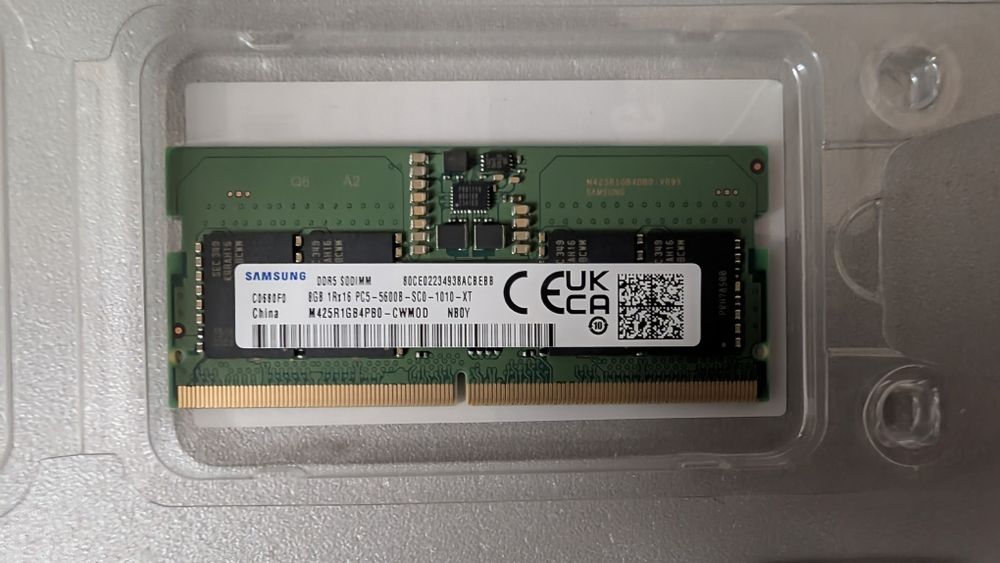 Samsung SODIMM DDR5 5600 MHz 8 ГБ