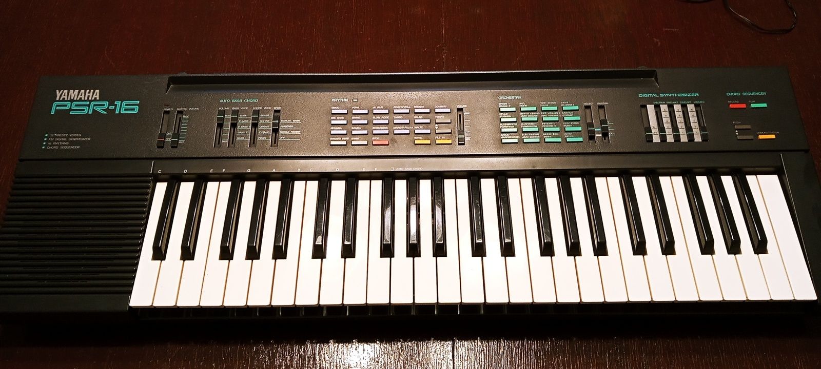 Keyboard yamaha PSR-16