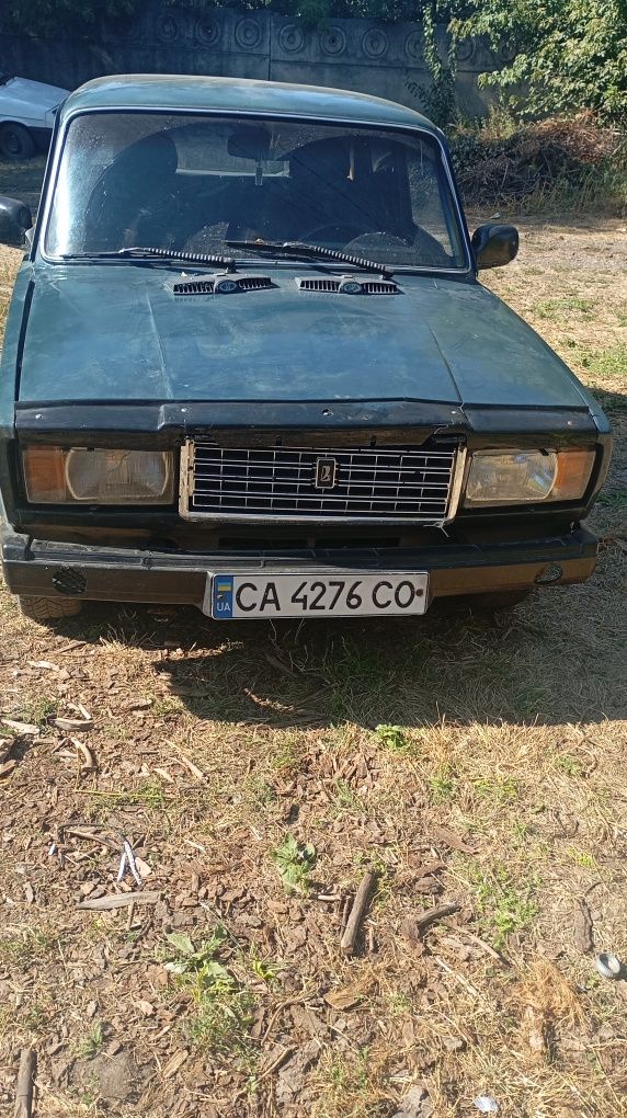 Продам ваз-2107 в нормальном стане