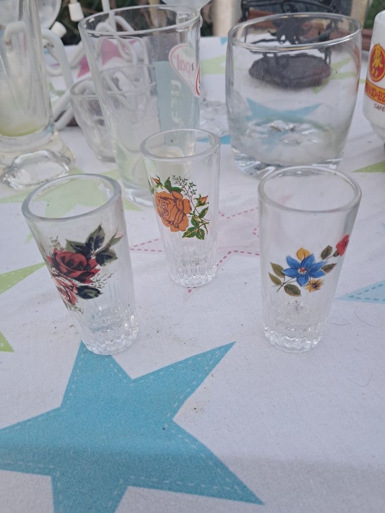 Conjunto três  copinhos vinrage