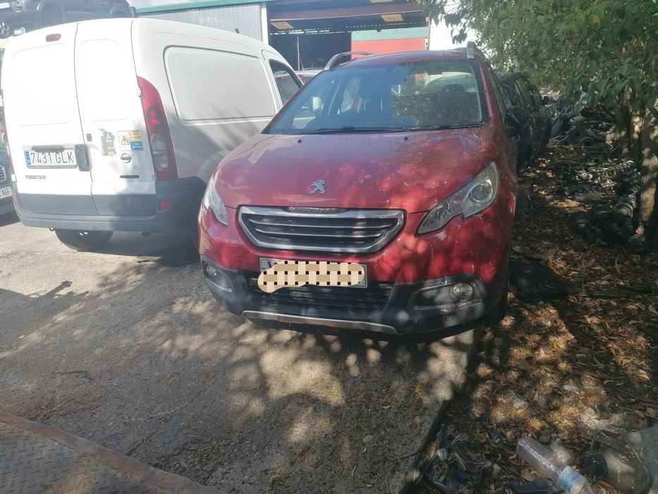 Frente completa peugeot 2008 primeiro modelo