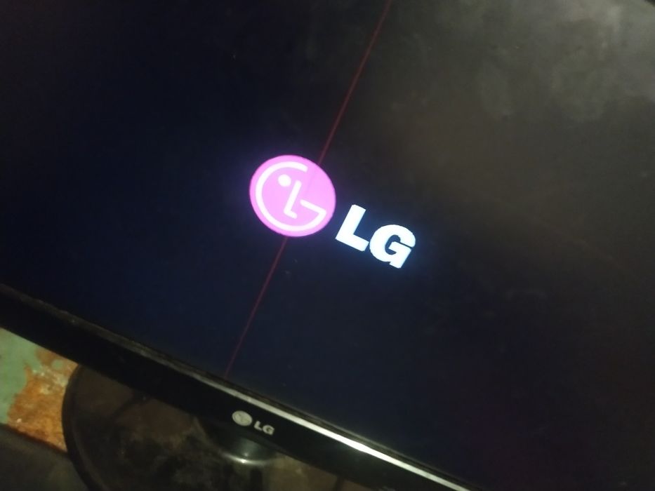 Продам монитор LG Flatron W2243S / 21.5"