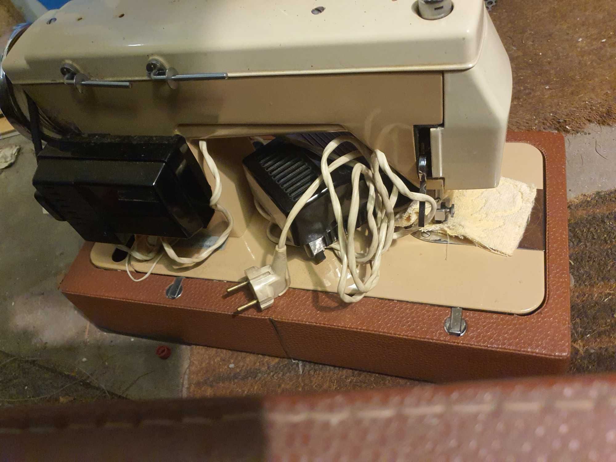 Maszyna do szycia Łucznik 415 model 415