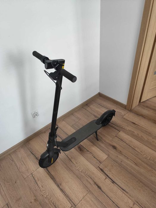Hulajnoga elektryczna Xiaomi Electric Scooter 4 NOWA