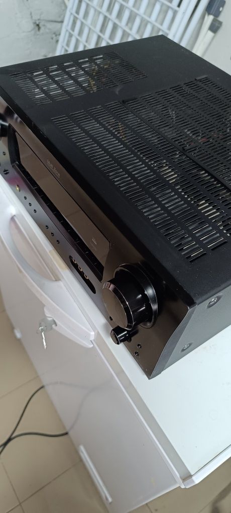 Amplituner Denon