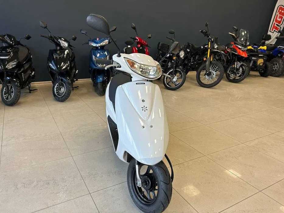 Японский скутер HONDA DIO AF68 купить в Артмото Хмельницький