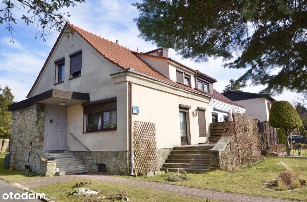 0% prowizji! Przestronny dom z ogrodem, garaż, działka 827m2