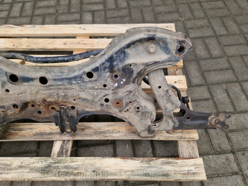 Sanki wózek zawieszenie wahacze przód Toyota Corolla Verso II 04-09