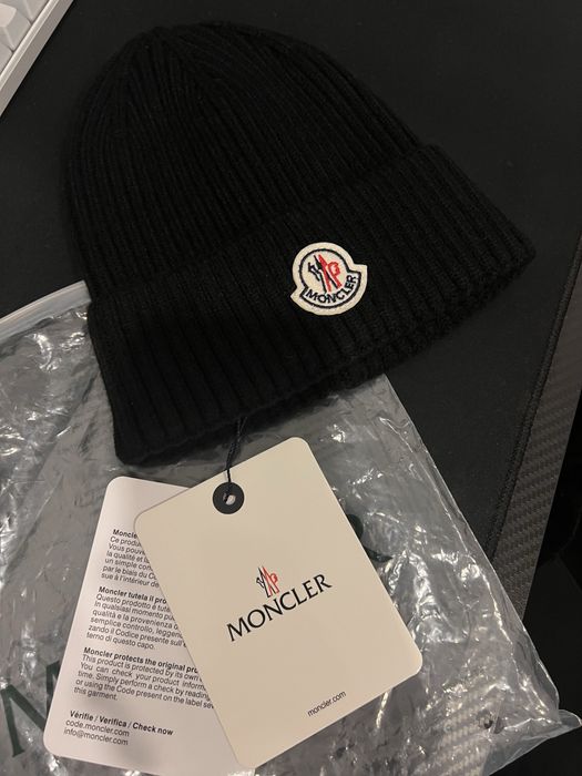 Gorro Moncler NOVO!